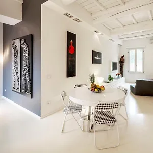 Holiday home Charming Flat In Centro A Con Posto Auto, Ferrara